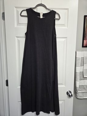 H&M Black Sleeveless Maxi Dress